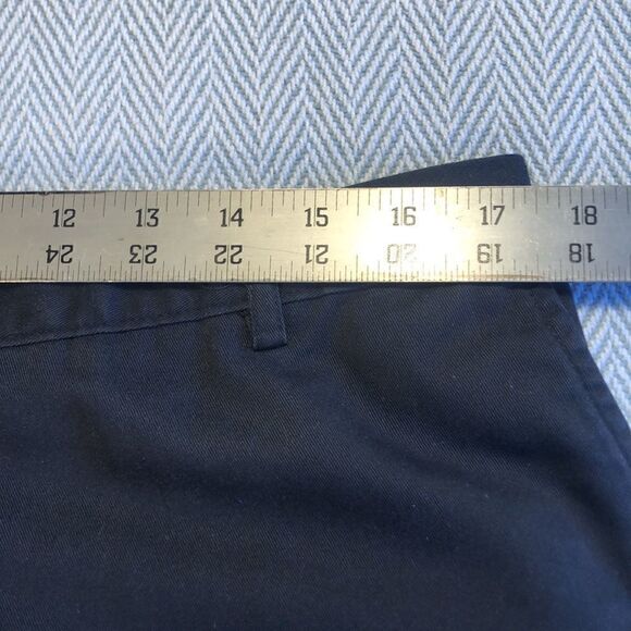 LANDS END 16P cotton/poly blend Waist 17 1/2" with POCKETS, Inseam 25 1/2" - Picture 3 of 13